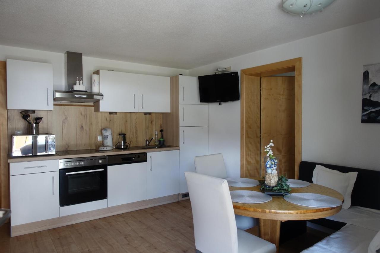 Hofstaetter Ferienwohnung Fließ Buitenkant foto