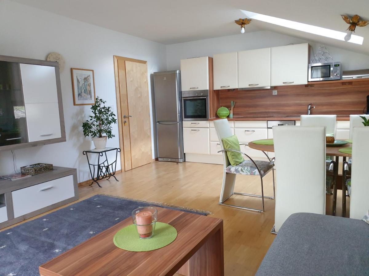 Hofstaetter Ferienwohnung Fließ Buitenkant foto